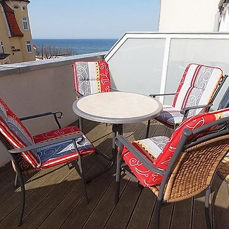 Apartment Meeresblick 220 Kuehlungsborn